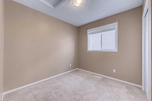 522 Evermeadow Road Sw, Calgary, AB - Indoor Photo Showing Other Room