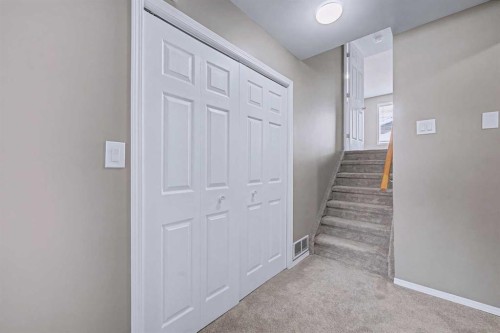522 Evermeadow Road Sw, Calgary, AB - Indoor Photo Showing Other Room