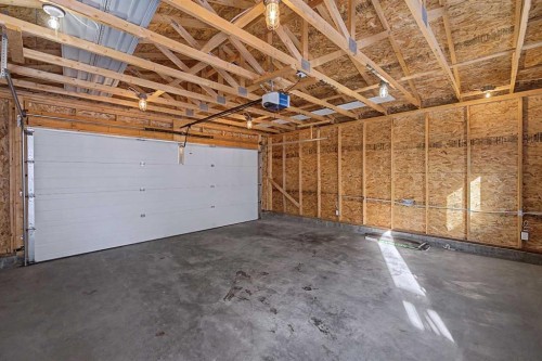 522 Evermeadow Road Sw, Calgary, AB - Indoor Photo Showing Garage