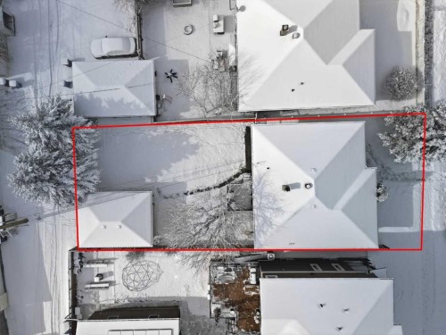 1019 8 Avenue Ne, Calgary, AB - Outdoor