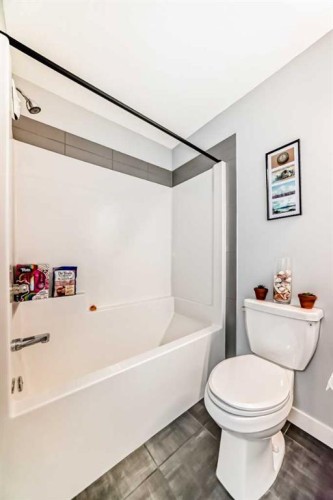 29 Precedence Glen, Cochrane, AB - Indoor Photo Showing Bathroom