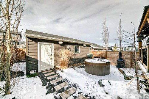 29 Precedence Glen, Cochrane, AB - Outdoor