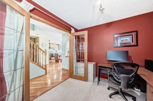 199 Mt Brewster Circle Se, Calgary, AB - Indoor Photo Showing Office