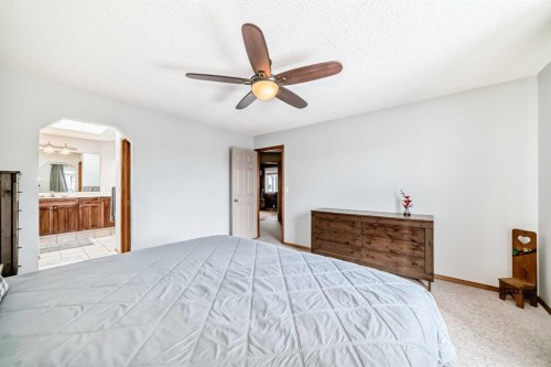 199 Mt Brewster Circle Se, Calgary, AB - Indoor Photo Showing Bedroom