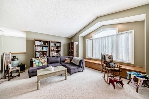 199 Mt Brewster Circle Se, Calgary, AB - Indoor Photo Showing Other Room