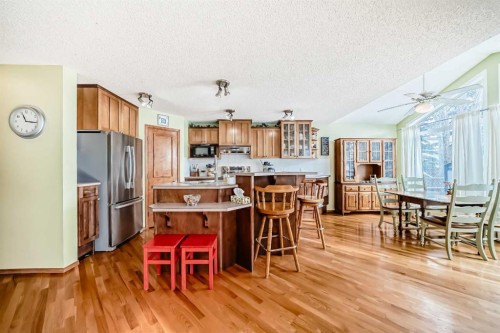 199 Mt Brewster Circle Se, Calgary, AB - Indoor