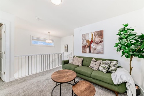 81 Herron Mews Ne, Calgary, AB - Indoor Photo Showing Living Room