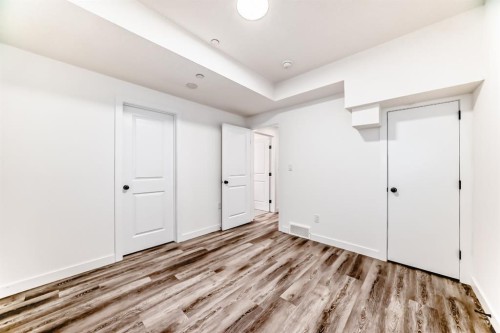 81 Herron Mews Ne, Calgary, AB - Indoor Photo Showing Other Room