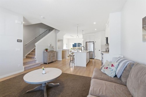 359 Fireside Way, Cochrane, AB - Indoor