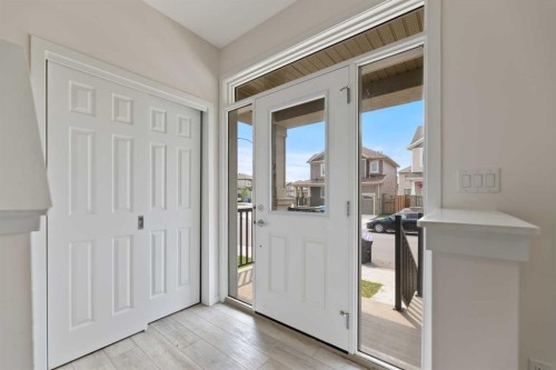 124 Cityspring Way Ne, Calgary, AB - Indoor Photo Showing Other Room