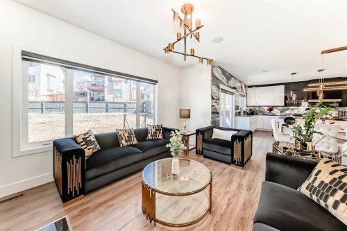630 Rocky Ridge View Nw, Calgary, AB - Indoor Photo Showing Living Room