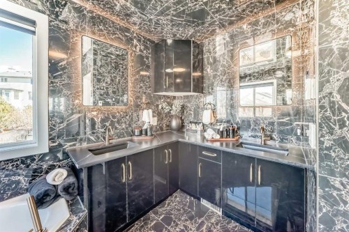 630 Rocky Ridge View Nw, Calgary, AB - Indoor Photo Showing Kitchen With Upgraded Kitchen