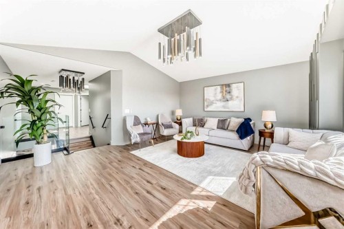 630 Rocky Ridge View Nw, Calgary, AB - Indoor Photo Showing Living Room