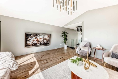 630 Rocky Ridge View Nw, Calgary, AB - Indoor Photo Showing Living Room
