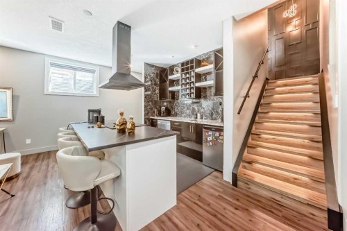 630 Rocky Ridge View Nw, Calgary, AB - Indoor