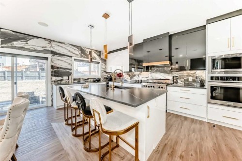 630 Rocky Ridge View Nw, Calgary, AB - Indoor