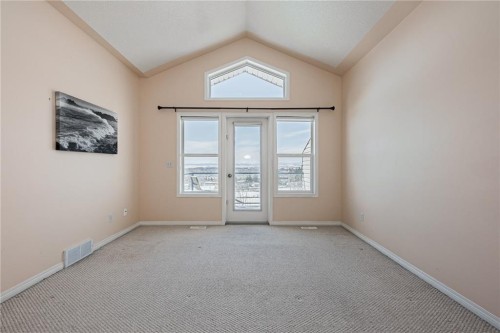 144 Rocky Vista Terrace Nw, Calgary, AB - Indoor Photo Showing Other Room