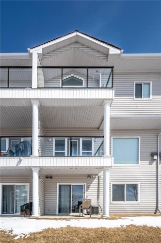 144 Rocky Vista Terrace Nw, Calgary, AB - Outdoor With Exterior