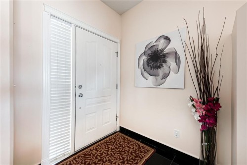 144 Rocky Vista Terrace Nw, Calgary, AB - Indoor Photo Showing Other Room