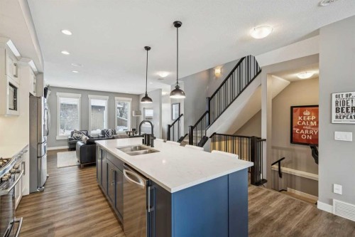 4936 20 Avenue Nw, Calgary, AB - Indoor Photo Showing Kitchen With Double Sink With Upgraded Kitchen