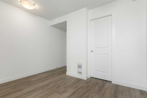 602-24 Rivercrest Drive, Cochrane, AB - Indoor Photo Showing Other Room