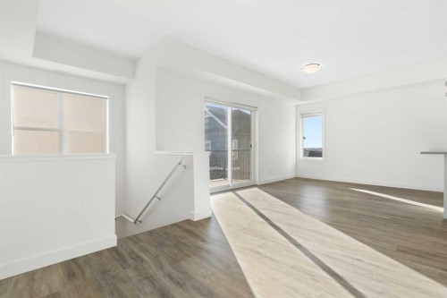 602-24 Rivercrest Drive, Cochrane, AB - Indoor Photo Showing Other Room