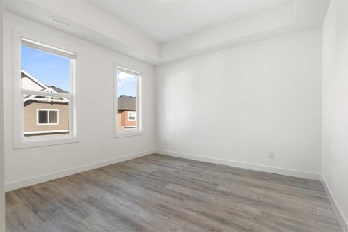 602-24 Rivercrest Drive, Cochrane, AB - Indoor Photo Showing Other Room