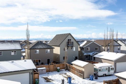 31 Sunset Link, Cochrane, AB - Outdoor