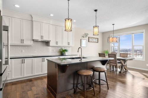 55 Cranarch Terrace Se, Calgary, AB - Indoor Photo Showing Kitchen With Upgraded Kitchen