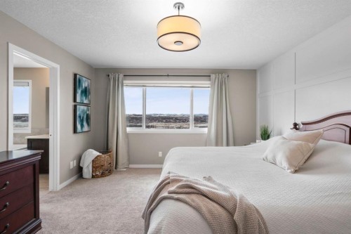 55 Cranarch Terrace Se, Calgary, AB - Indoor Photo Showing Bedroom