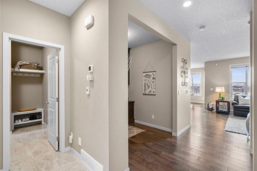 55 Cranarch Terrace Se, Calgary, AB - Indoor Photo Showing Other Room