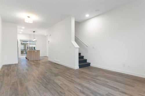 103-24 Rivercrest Drive, Cochrane, AB - Indoor