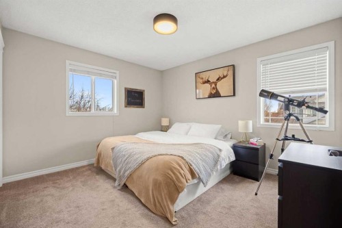 164 West Lakeview Circle, Chestermere, AB - Indoor Photo Showing Bedroom