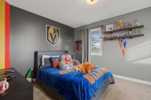 164 West Lakeview Circle, Chestermere, AB - Indoor Photo Showing Bedroom