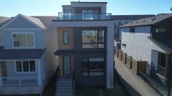 45 Treeline Avenue SW Calgary, AB T2Y 0R7