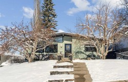 2440 Cherokee Drive NW Calgary, AB T2L 0X7