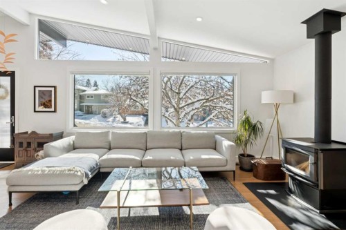 2440 Cherokee Drive Nw, Calgary, AB 