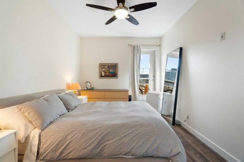 406-830 Centre Avenue Ne, Calgary, AB - Indoor Photo Showing Bedroom