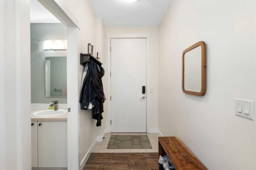 406-830 Centre Avenue Ne, Calgary, AB - Indoor