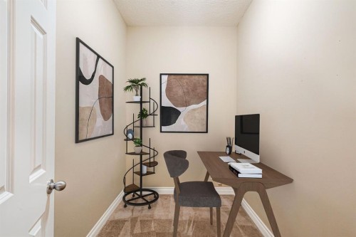 3306-24 Hemlock Crescent Sw, Calgary, AB - Indoor Photo Showing Office