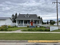 4824 53 Avenue  Whitecourt, AB T7S 1A2