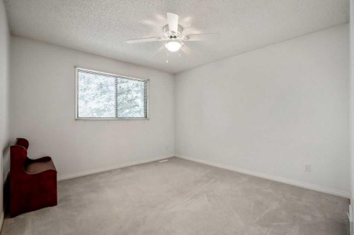 111 Deerfield Drive Se, Calgary, AB - Indoor Photo Showing Other Room