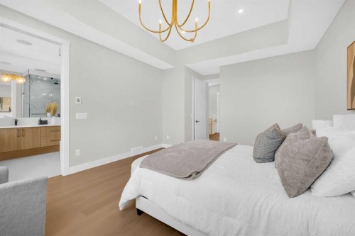 8114 Bowness Road Nw, Calgary, AB - Indoor Photo Showing Bedroom