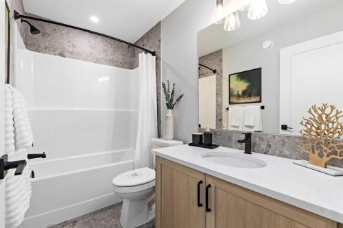 134 Belmont Passage Sw, Calgary, AB - Indoor Photo Showing Bathroom