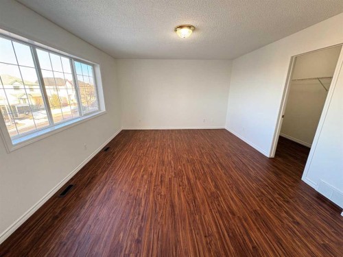 7901 Martha'S Haven Park Ne, Calgary, AB - Indoor Photo Showing Other Room
