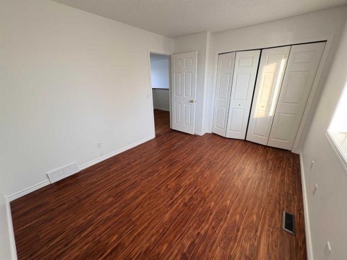 7901 Martha'S Haven Park Ne, Calgary, AB - Indoor Photo Showing Other Room