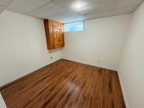 7901 Martha'S Haven Park Ne, Calgary, AB - Indoor Photo Showing Other Room