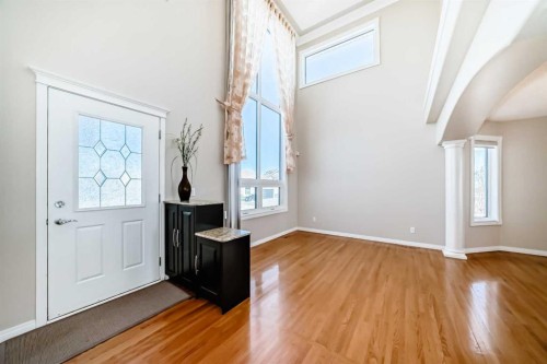 300 Hampstead Road Nw, Calgary, AB - Indoor Photo Showing Other Room