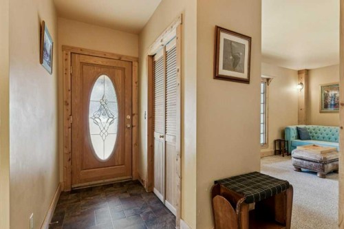 4 Pine Avenue, Bragg Creek, AB - Indoor Photo Showing Other Room