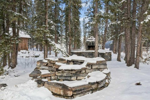 4 Pine Avenue, Bragg Creek, AB - Outdoor